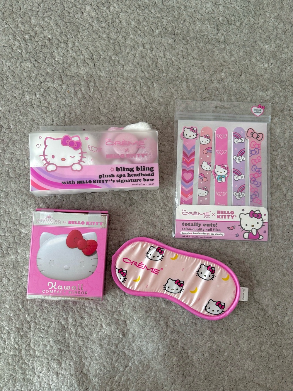 Hello Kitty Bundle - Picture 2 of 4